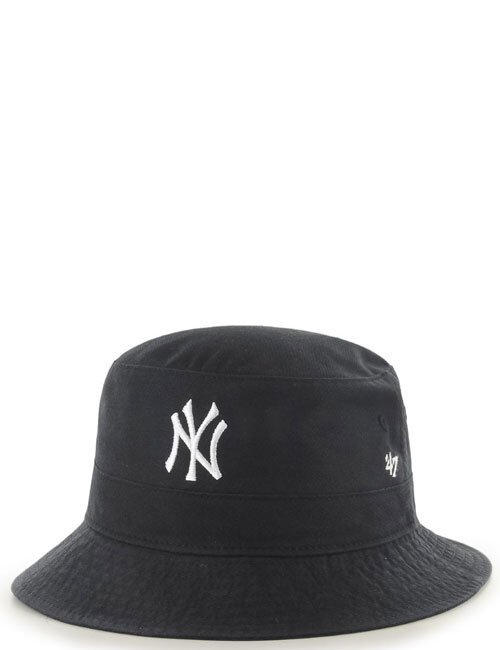 white yankees bucket hat