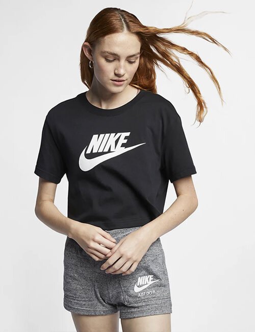 SPORTSWEAR ESSENTIAL WOMENS TEE Shop Women s Tops NZ New Fresh Styles Great Deals Backdoor NIKE S22