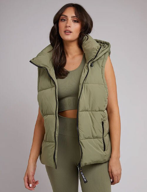 Hooded puffer store vest nz