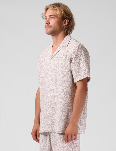 FESTIE   SHIRT   LEAF-mens-Backdoor Surf